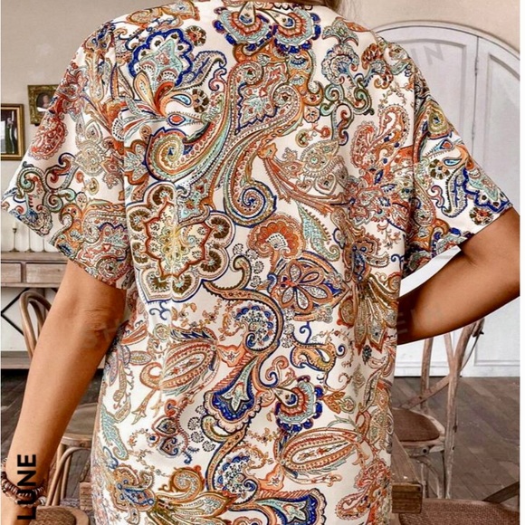 SHEIN Tops - SHEIN LUNE Paisley Printed V-Neck Casual Shirt Size Small